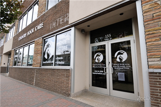 mineola office outside view