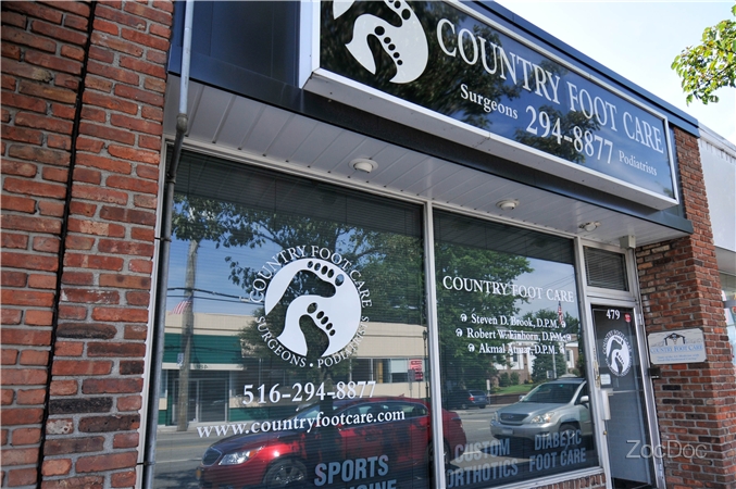 Williston podiatry office of Country Foot Care in Nassau County